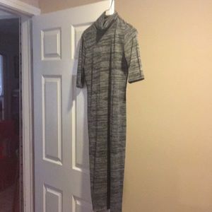 A Black and Gray  horizontal dress